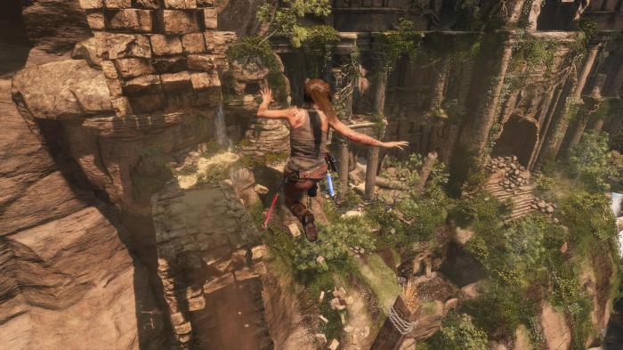 古墓丽影崛起怎么爬绳子3