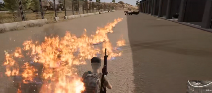 绝地求生中怎么倒油2