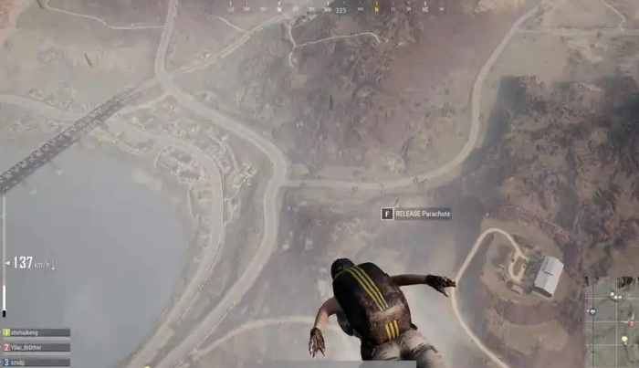 绝地求生怎么跳到飞机尾巴上1