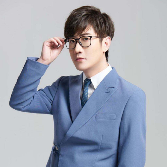 《CF》白鲨Ayom定制名片外观2