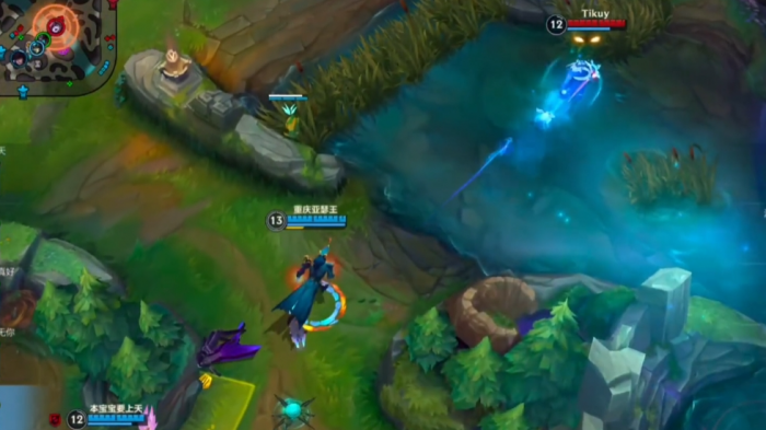 英雄联盟手游怎么玩卡牌1