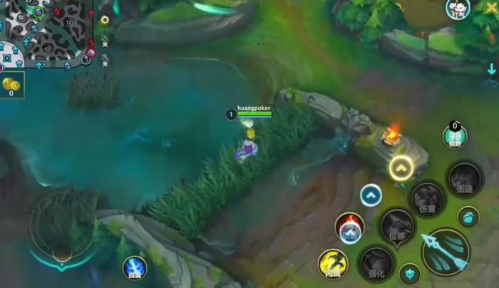 英雄联盟手游小炮出门装带什么1